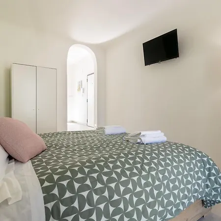 Apartment House Carola Bari